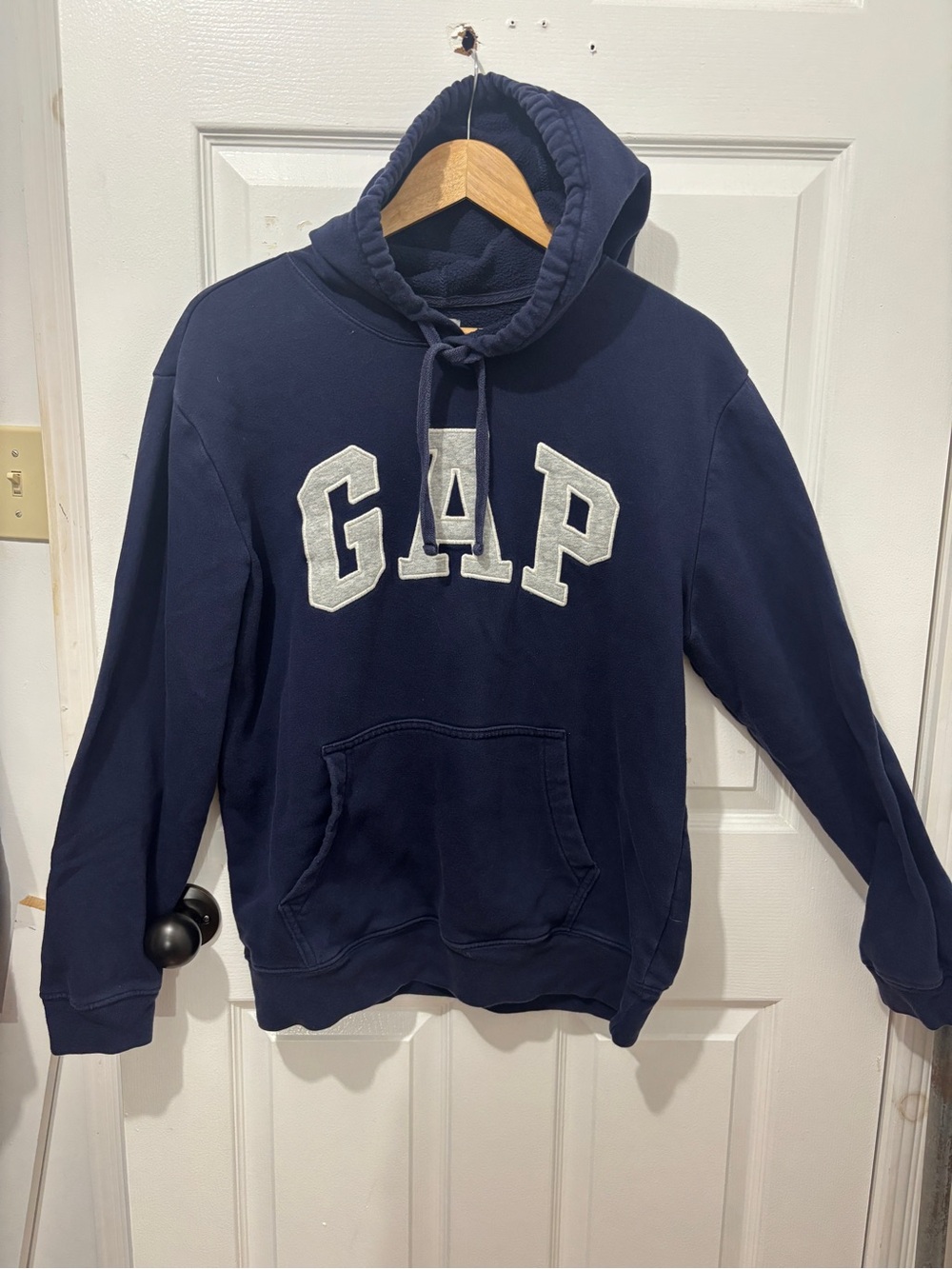 GAP  M Navy Crewneck Hoodie with Contrasting Logo